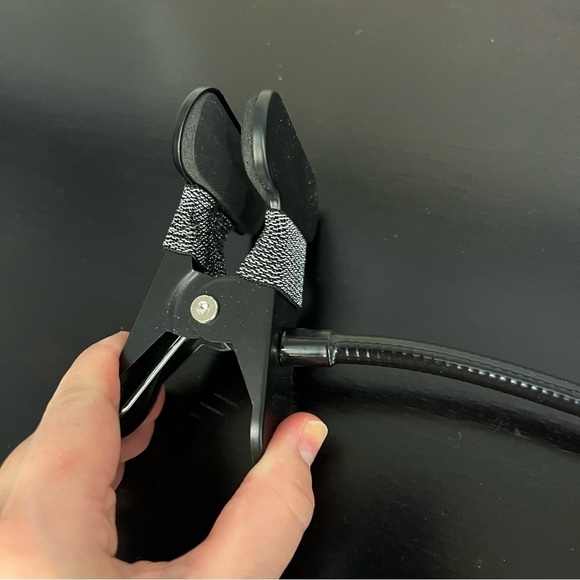 Convex mirror with adjustable head, clip on, easy to use for content creators - Picture 13 of 16